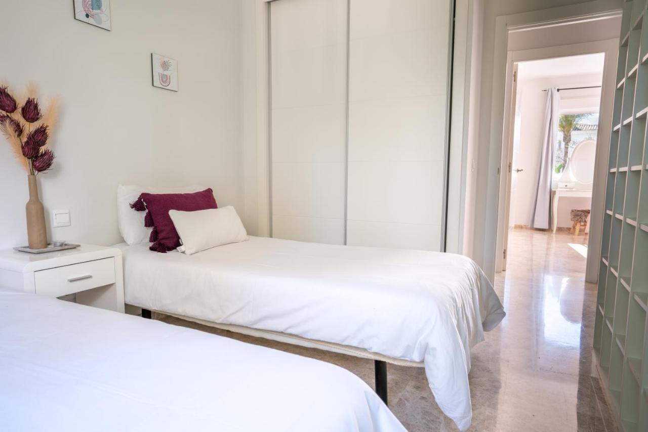 2Bdr Penthouse, Los Naranjos, W/Pool, 2Km P.Banus Marbella Ngoại thất bức ảnh